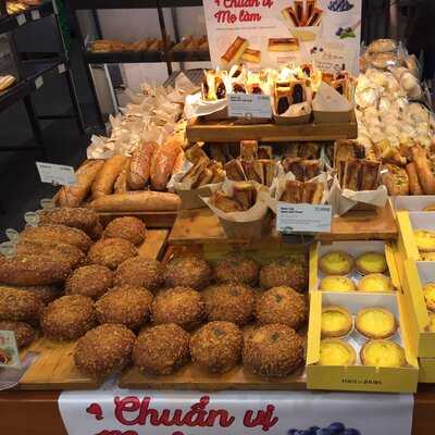 Vincom Center Food Court