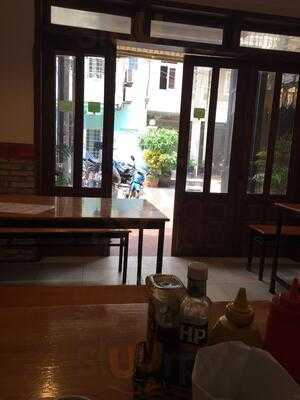 Con Bò Mập (the Fat Cow)