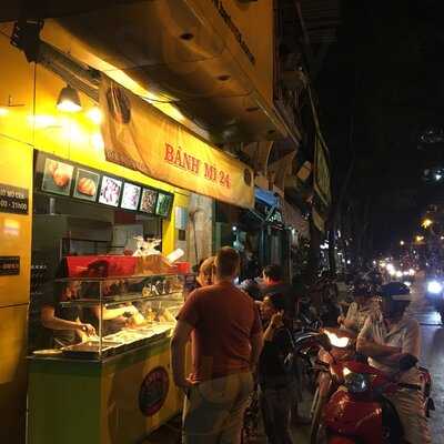 Bánh Mì 24