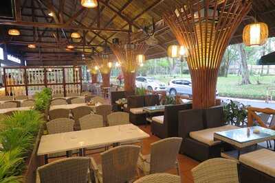 Nhà Hàng Cafe 30/4