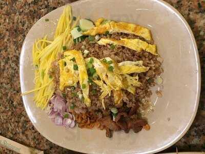 Nhà Hàng Thai House