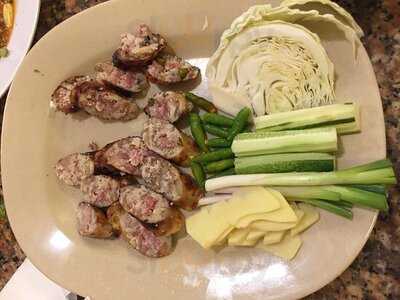 Nhà Hàng Thai House