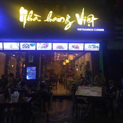 Nhà Hàng Việt