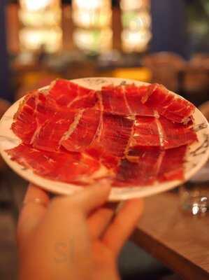 Ria - Sangria & Tapas