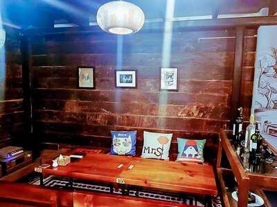 Ziggies Saigon Cafe Bistro Bar