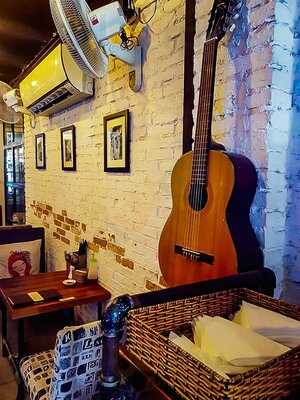 Ziggies Saigon Cafe Bistro Bar