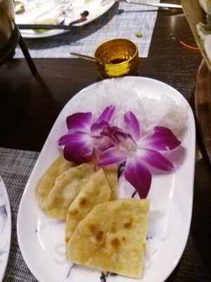 Mays Urban Thai Dine - Dong Khoi