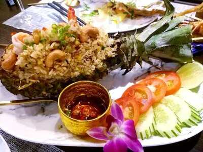 Mays Urban Thai Dine - Dong Khoi