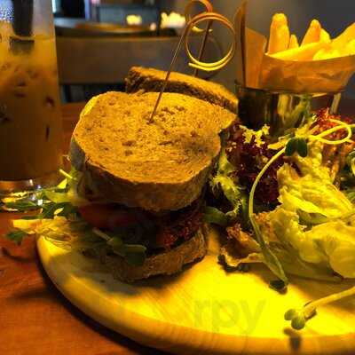 Steak Deli Steakontherock & Cafe