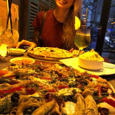 Steak Deli Steakontherock & Cafe