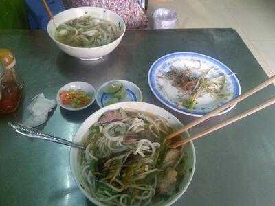 Món Huế Cô Hương