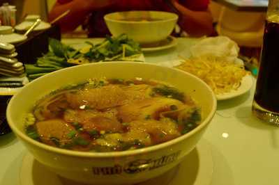 Phở Ông Hùng 10 Nguyễn Thị Nghĩa