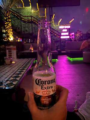 Zahrah Coffee Lounge & Rooftop