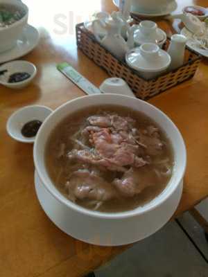 Phở Phong Cách