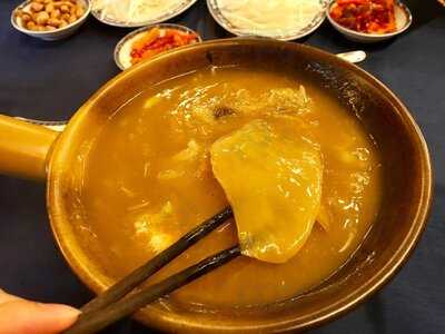 Nhà Hàng Thai Village