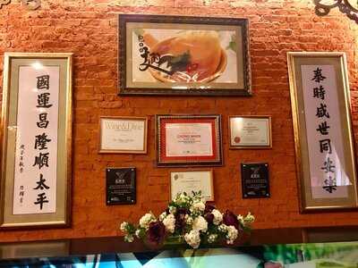 Nhà Hàng Thai Village