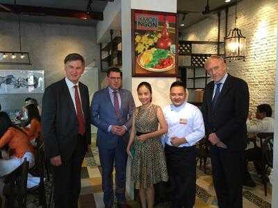 Nhà Hàng Món Ngon Việt Nam