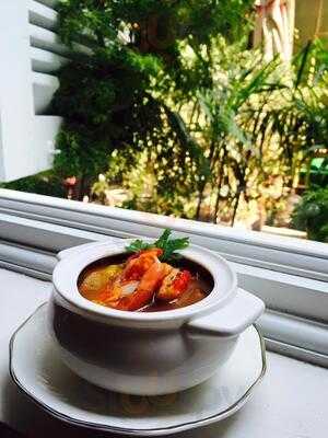 Nhà Hàng Món Ngon Việt Nam