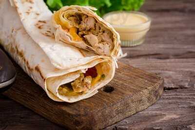 Rollnaldos Halal Restaurant