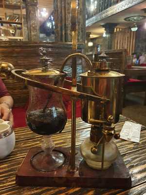 Lâu Đài Đá Cafe