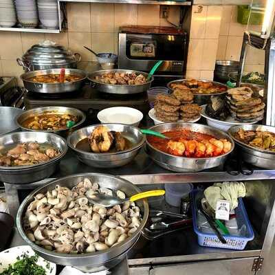 Quán Cơm Đồng Nhân (bà Cả Đọi)