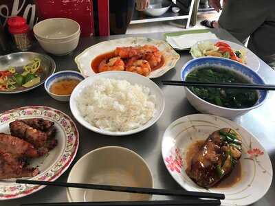 Quán Cơm Đồng Nhân (bà Cả Đọi)