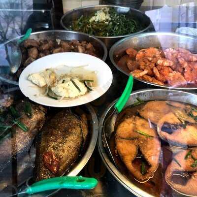 Quán Cơm Đồng Nhân (bà Cả Đọi)