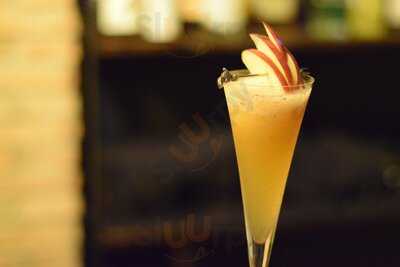 Joker Hairsalon × Bar