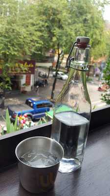 Vietcetera Cafe Ly Tu Trong