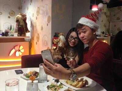 The Shrimp's Tôm Restaurant