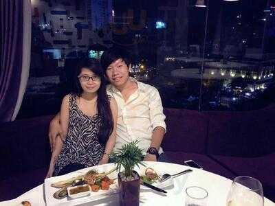 The Shrimp's Tôm Restaurant