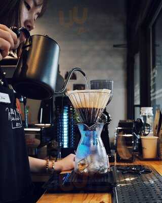 Tiệm Cafe Mùa Hè