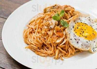 Quán Con Hẻm Nhỏ