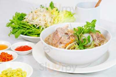 Ông Mười Quán - Hủ Tiếu Nam Vang