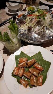 Cơm Niêu Sài Gòn