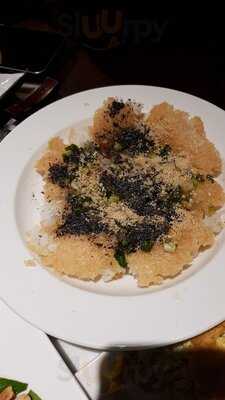 Cơm Niêu Sài Gòn