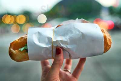 Ta Banh Mi Thit