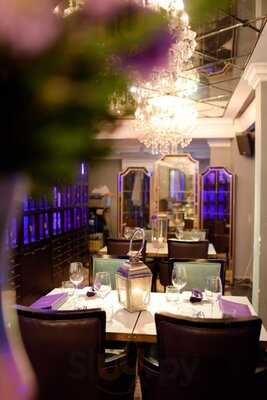 Koh Thai Nguyễn Huệ