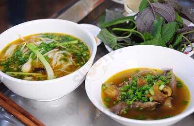 Hủ Tiếu Dê - Dê Lên Phố