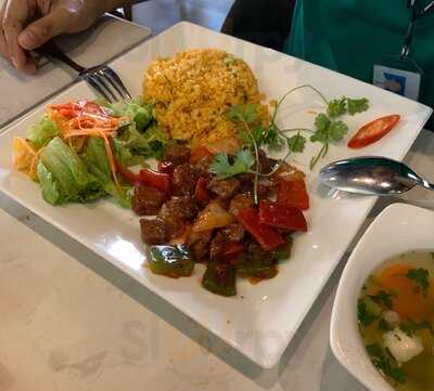 Sum Cafe & Restaurant