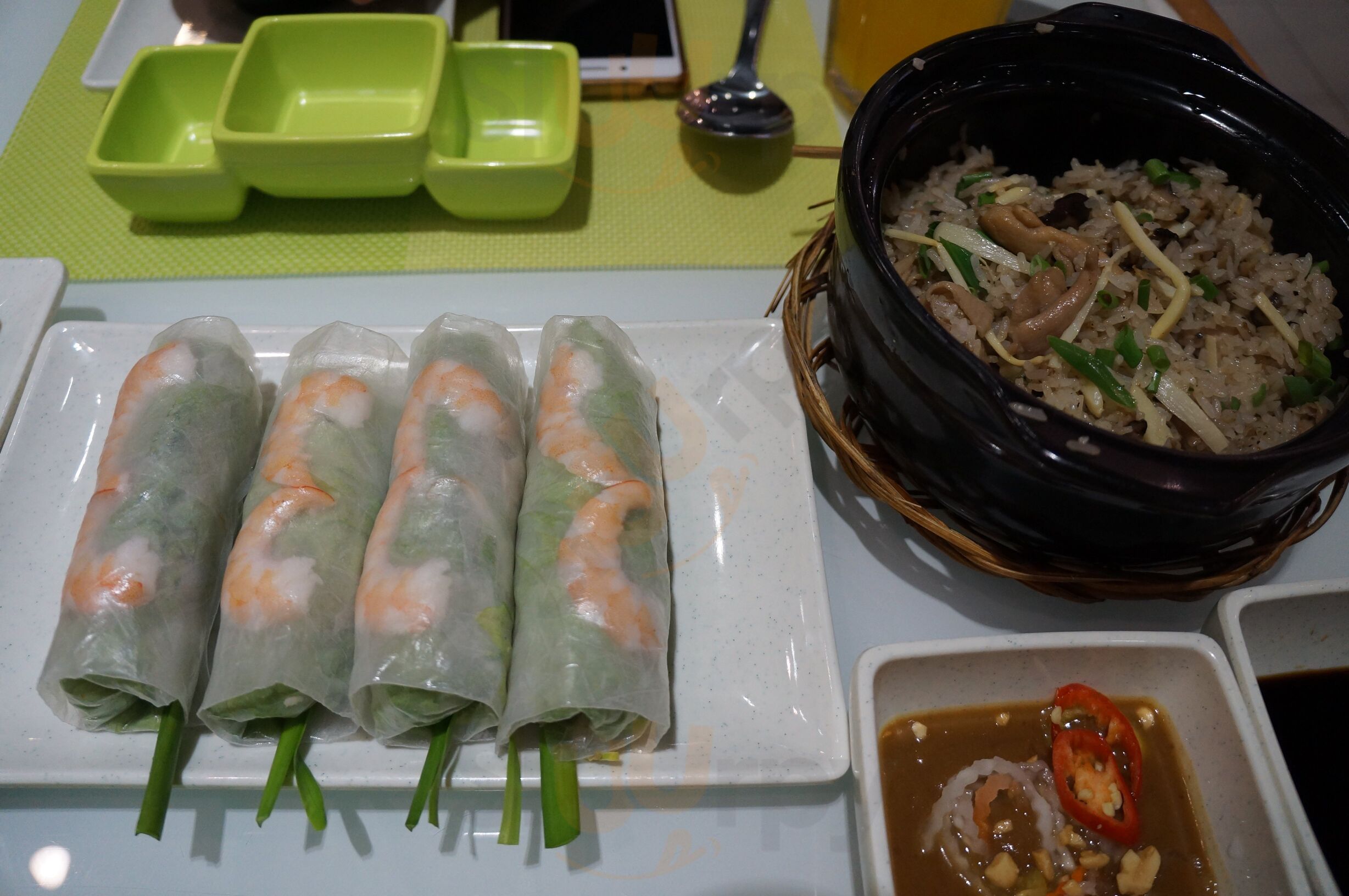 Wrap & Roll - Aeon Mall Q.bình Tân