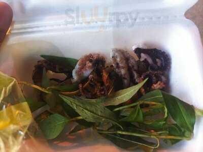 Vựa Hải Sản Hòn Đảo