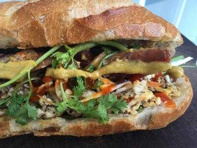 Bánh Mì Pat