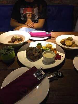 The First Restaurant Phu Nhuan