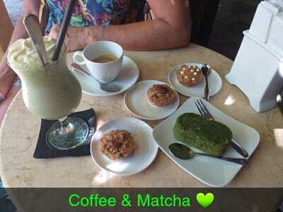 Quán Cà Phê Roastery Temple