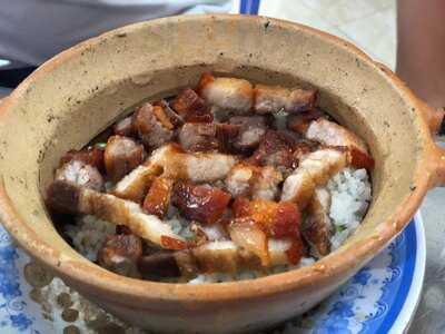 Tiệm Ăn Chợ Lớn