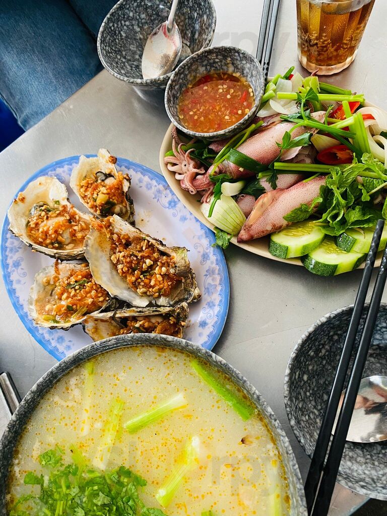Hải Sản Năm Đảnh