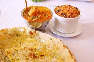 Quán Ăn Ấn Độ - Family Indian Restaurant 2