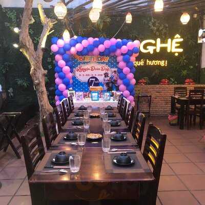 Nhà Hàng Làng Nghệ