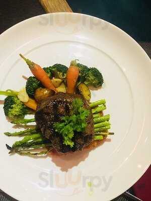 Retro Kitchen And Bar